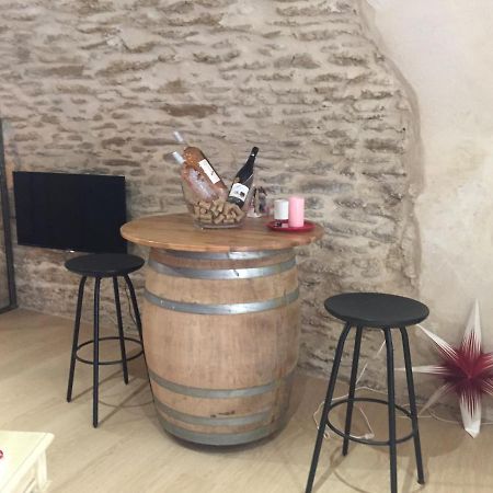 Chambre D Hote De Charme Avec Plein D Authenticite Du 13 Eme Siecle Châteauneuf-du-Pape Eksteriør billede