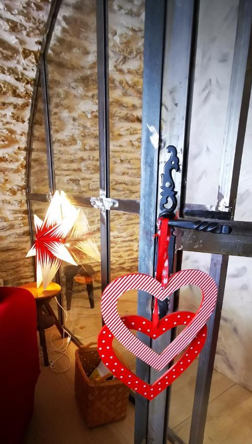Chambre D Hote De Charme Avec Plein D Authenticite Du 13 Eme Siecle Châteauneuf-du-Pape Eksteriør billede
